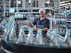 Glas-Mehrwegflaschen in der Produktion des Gerolsteiner Brunnen.