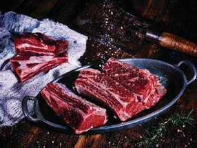 Dubioses Rindfleisch aus Brasilien: Großhandel unterwandert Boykott in Österreich