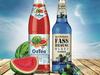 Neu, natürlich alkoholfrei und ultimativ erfrischend: Original OeTTINGER Fassbrause Blaue Beeren und OeTea® Wassermelone