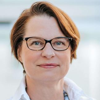 Dr.  Sabine Häußermann