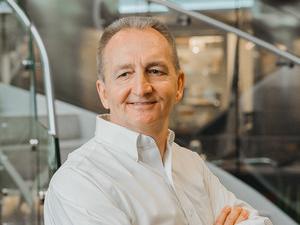 Mars CEO Grant F. Reid has taken the decision to retire from Mars after more than 8 years in the role & 34 years in the business. Under his leadership, Mars has seen unprecedented growth & transformation combined with a focus on sustainability and purpose, and significant expansion into newer areas including veterinary health services.